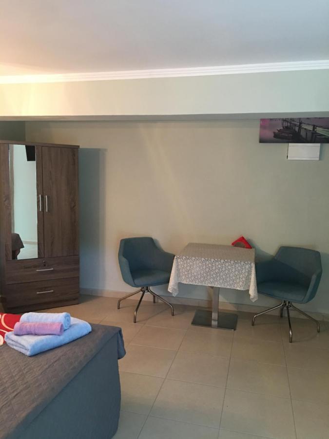 Livadia Апартаменты *